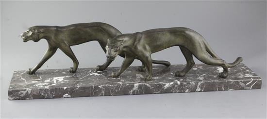 M. Font. An Art Deco bronzed spelter and marble group of two panthers, 27.5cm